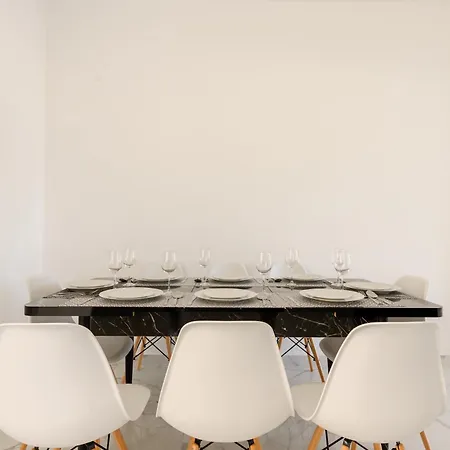 Ubytování v soukromí F8-2 Bedroom Ensuite *