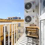 Проживание в семье F8-2 Bedroom Ensuite *